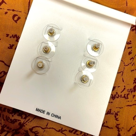 Brand New BaubleBar Set of 3 Pairs Cinco De Mayo Post Earrings Taco Chili Lime - Picture 11 of 13